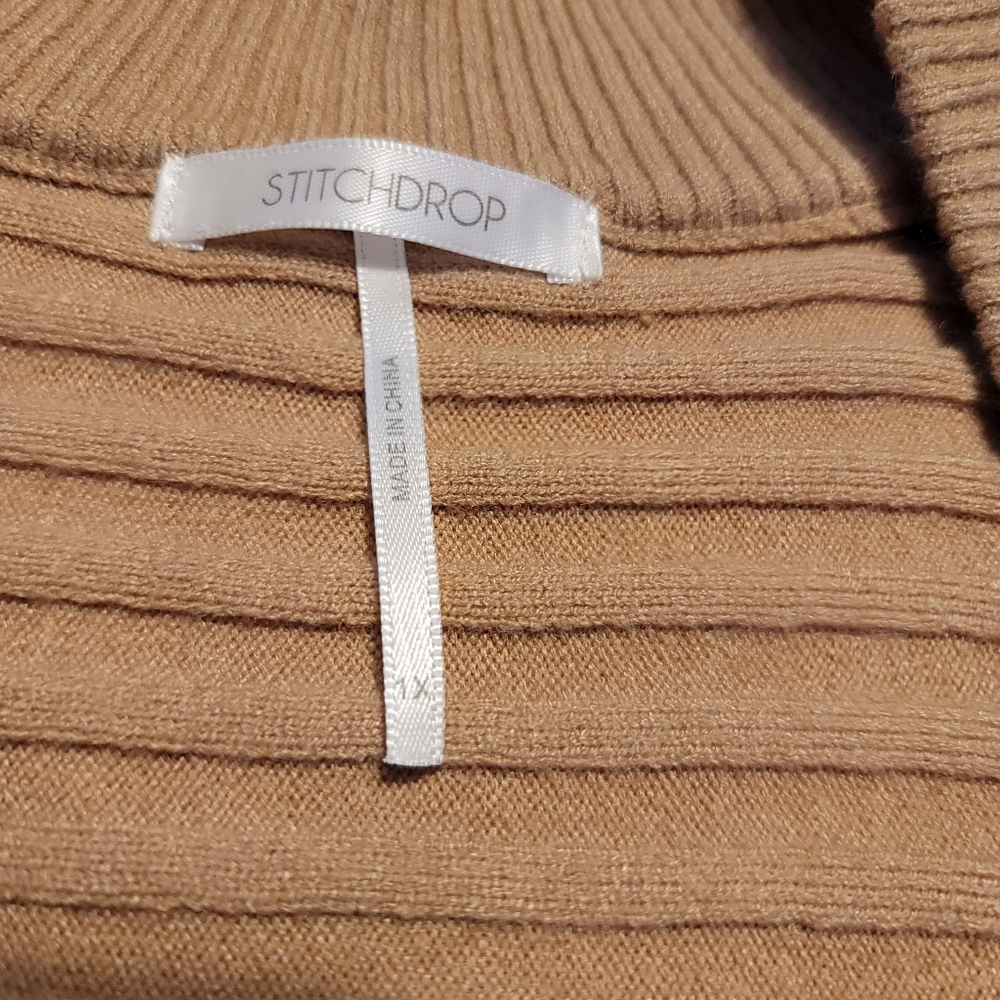 Stitch Drop Ribbed Knit V-Neck Sweater NWOT - Picture 8 of 9